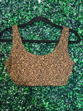 Everlane Black and Tan Floral Crop Tank Top
